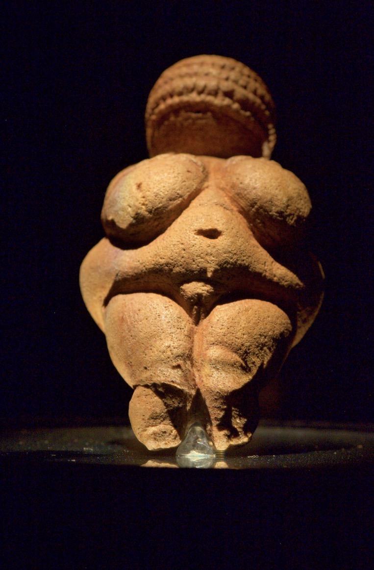 Vénus de Willendorf — référence de l'art des origines